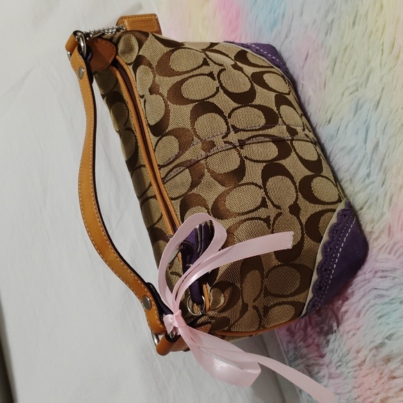SALE! Coach Mini Vintage Y2K Signature Print Handbag W Hangtag Gently Used - Picture 3 of 13